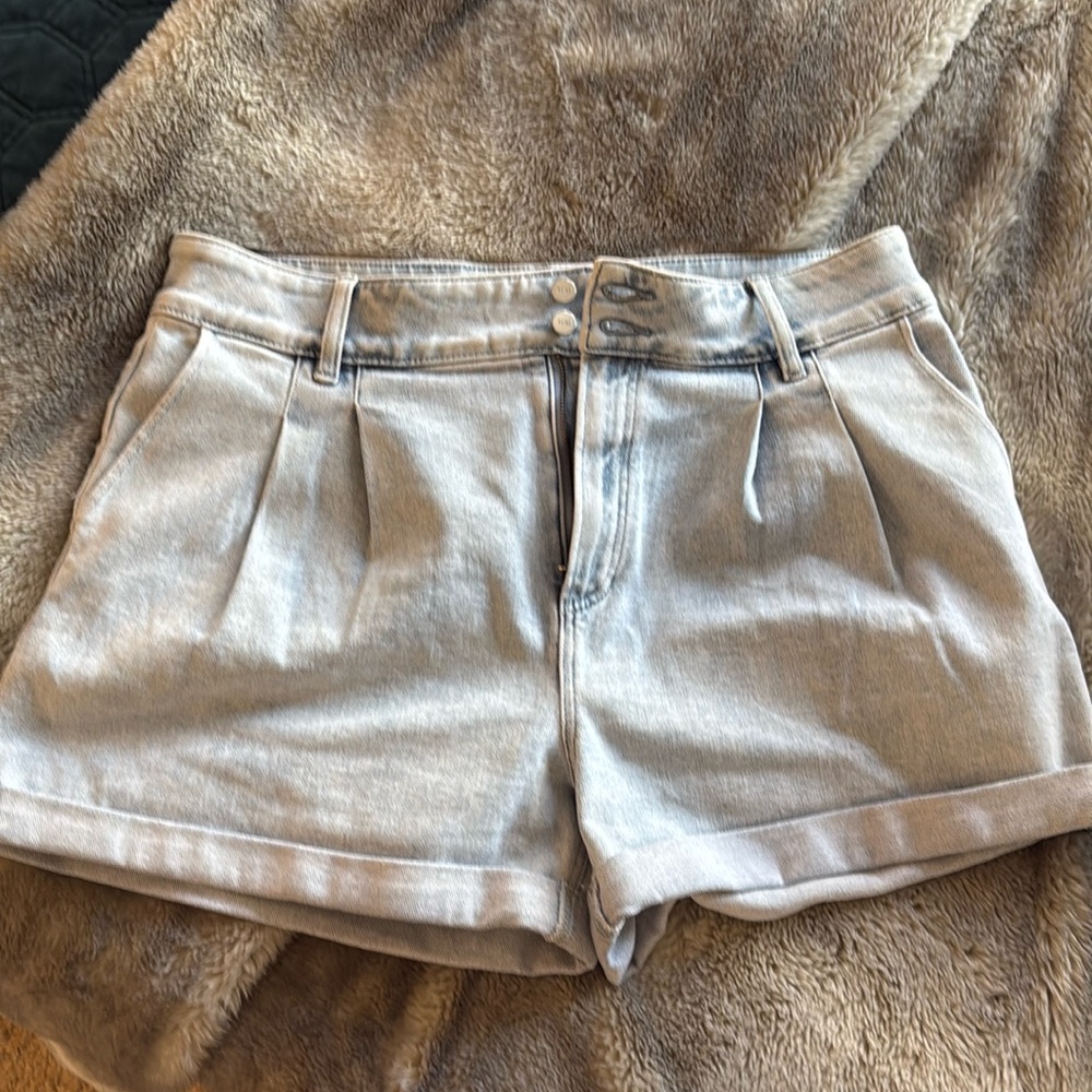 NWOT Paige denim shorts